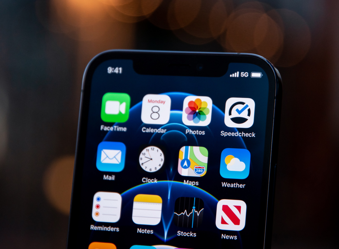 囊谦苹果手机维修分享为什么 iPhone 12 在冬季会自动关机 